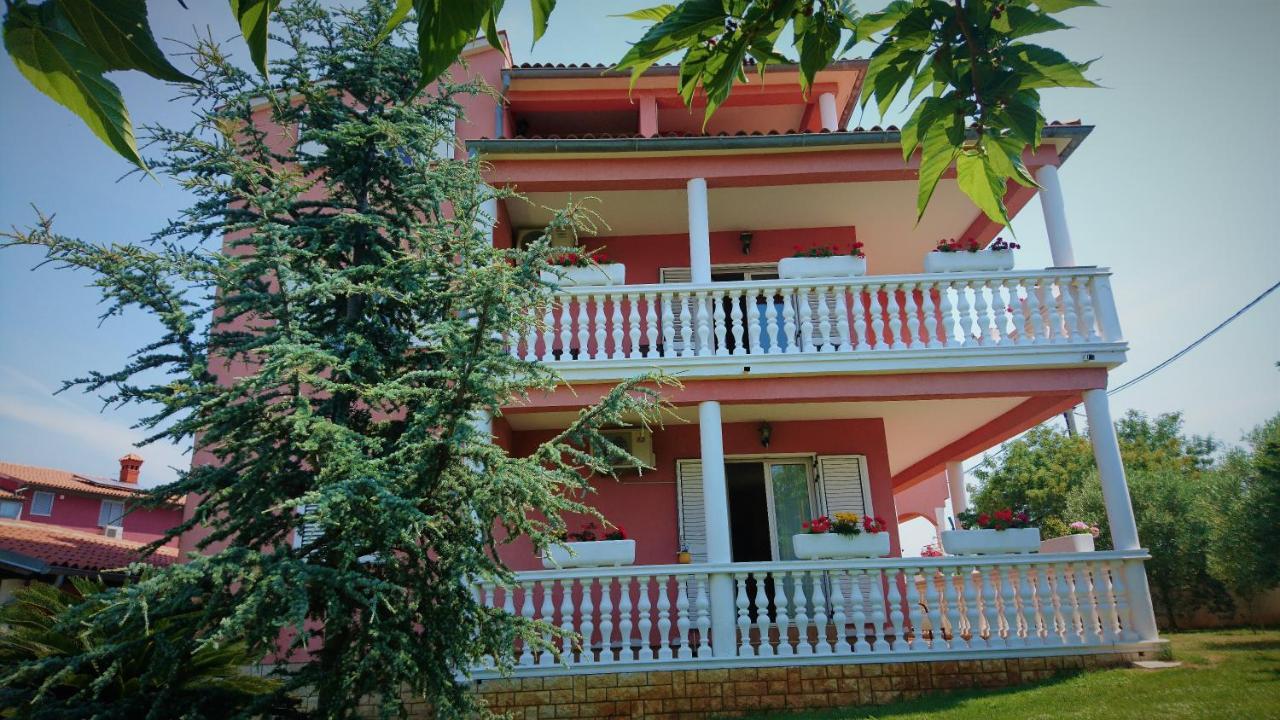 באניולה Apartments Volme מראה חיצוני תמונה